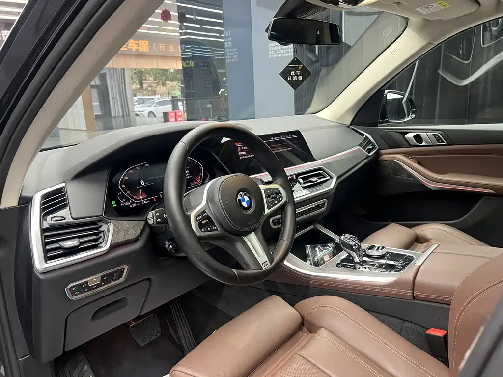 BMW X5 2019 — фото 7