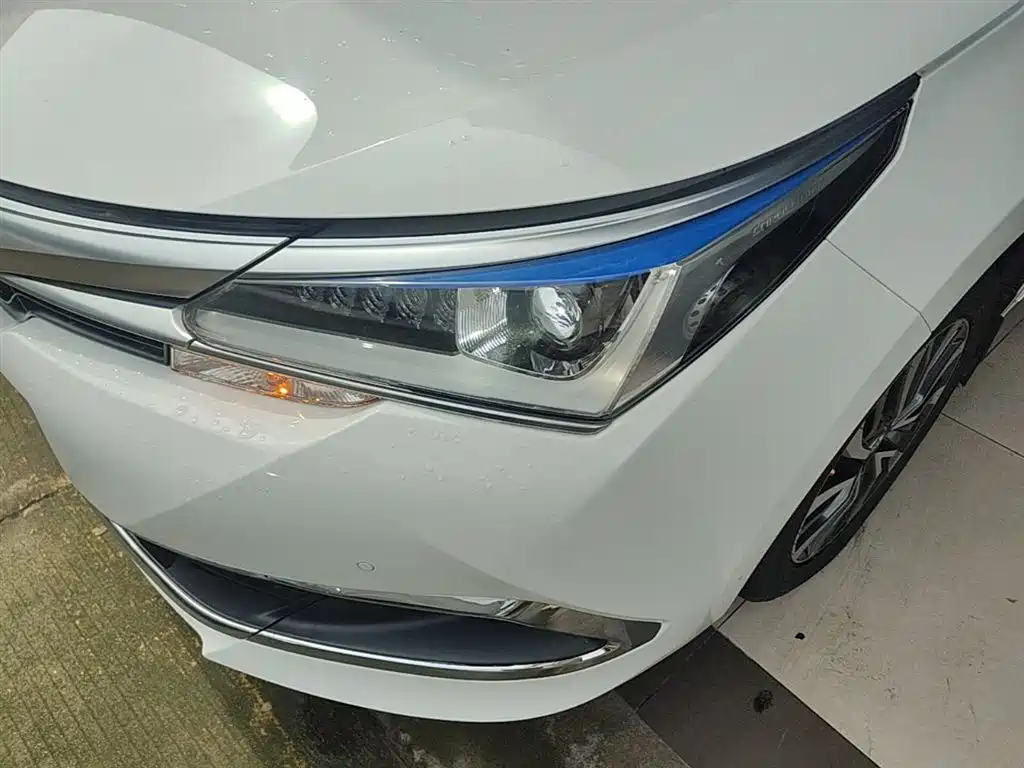 Toyota Corolla 2019 — фото 18