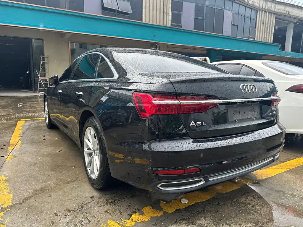 Audi A6L 2021