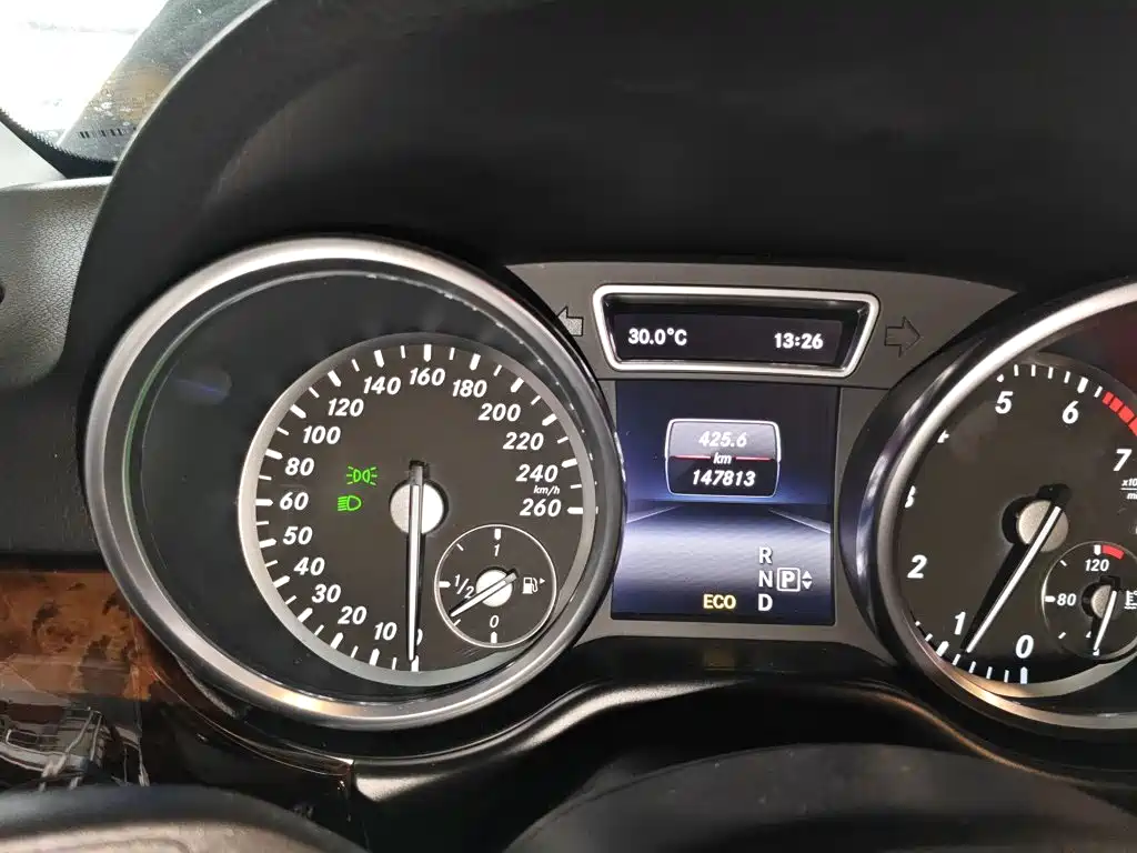 Mercedes-Benz M-Class 2015 — фото 4