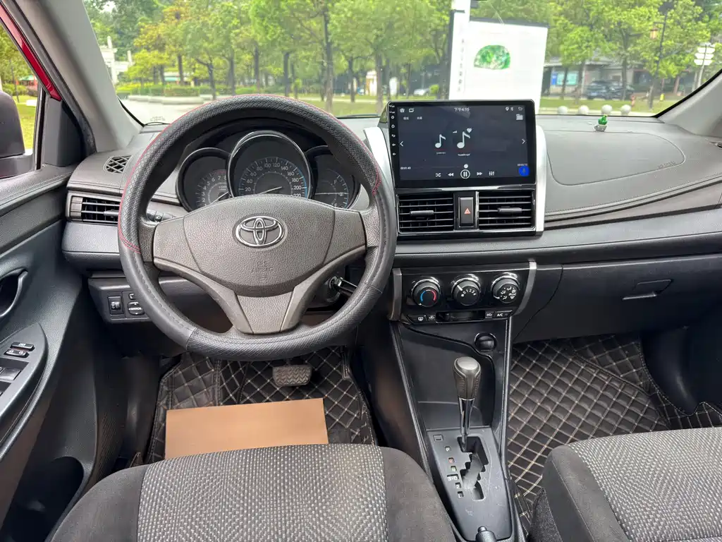 Toyota Vios 2015 — фото 14