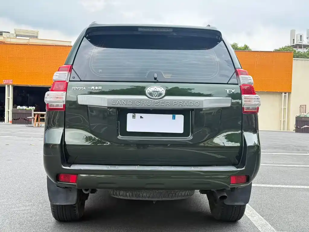 Toyota Prado 2017 — фото 10
