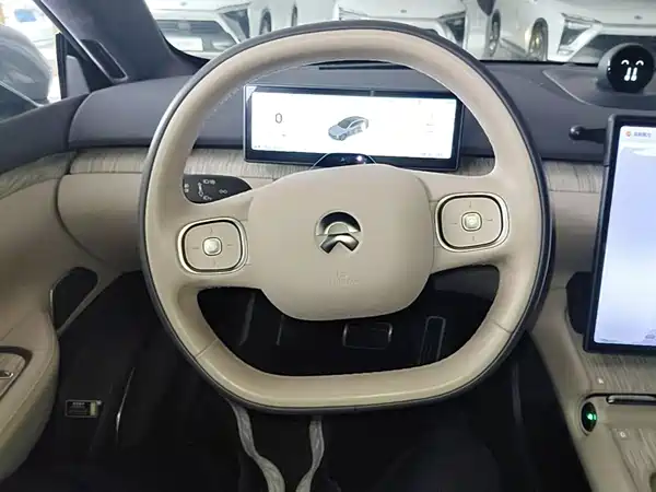 NIO ET7 2022