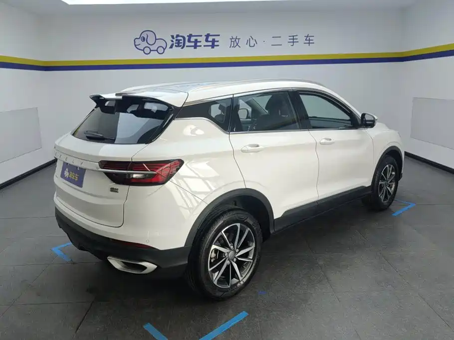 Geely Binyue 2021