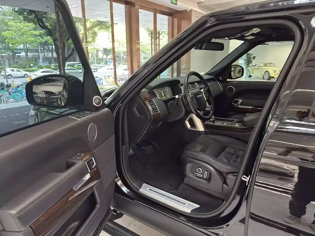 Land Rover Range Rover 2015 — фото 17