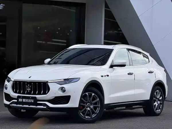 Maserati Levante 2021