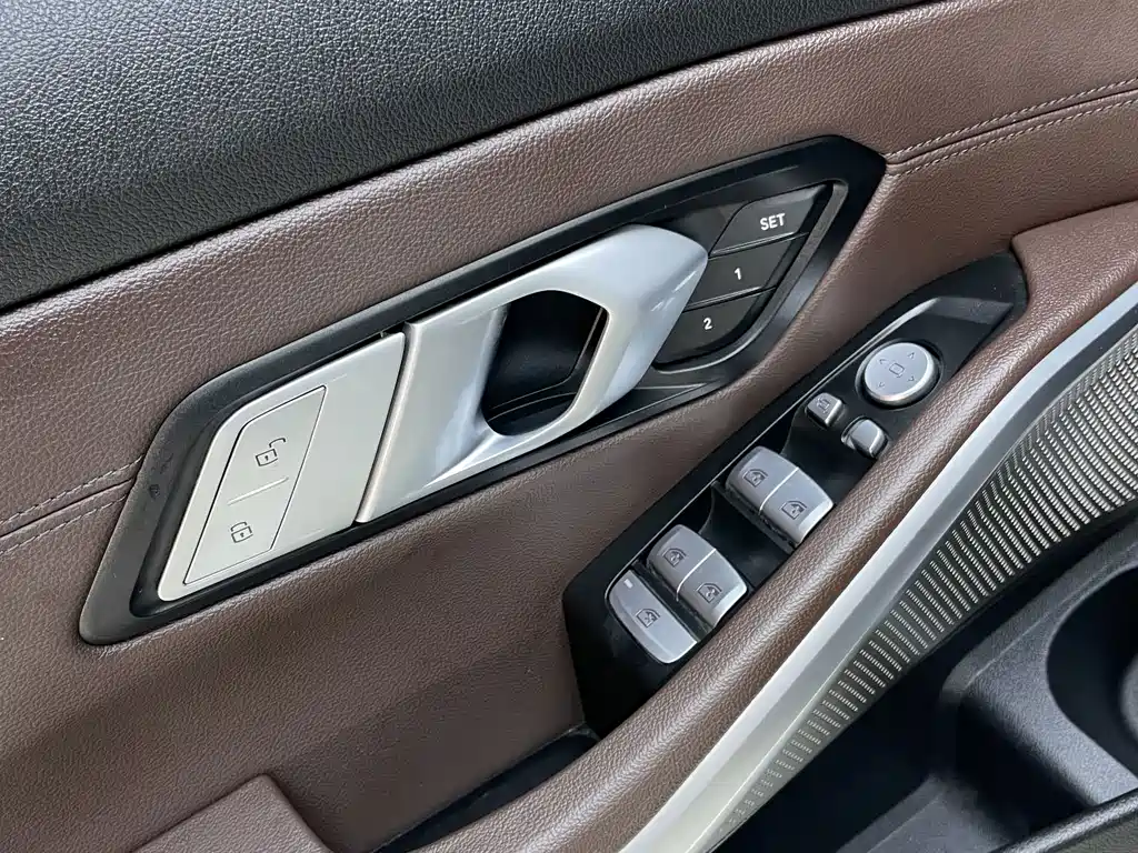 BMW 3 Series 2022 — фото 18