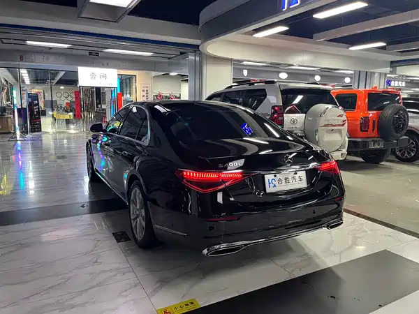 Mercedes-Benz S-Class 2023