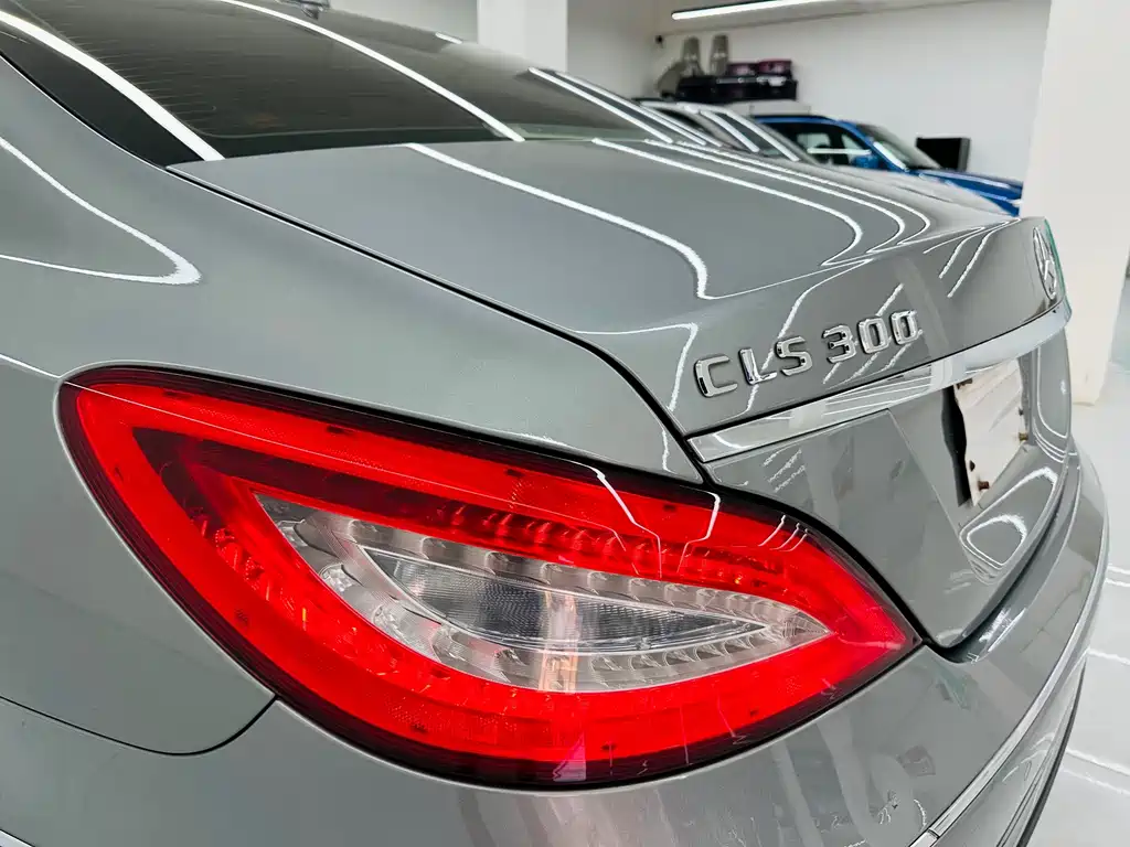 Mercedes-Benz CLS 2013 — фото 20