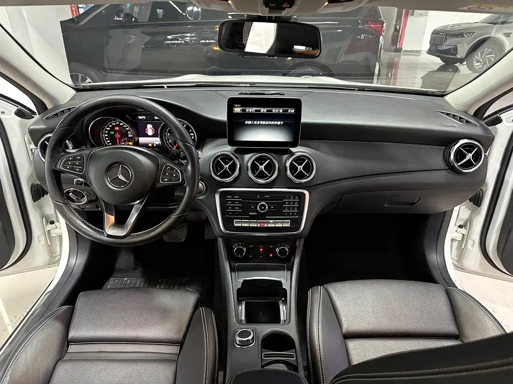 Mercedes-Benz GLA 2018