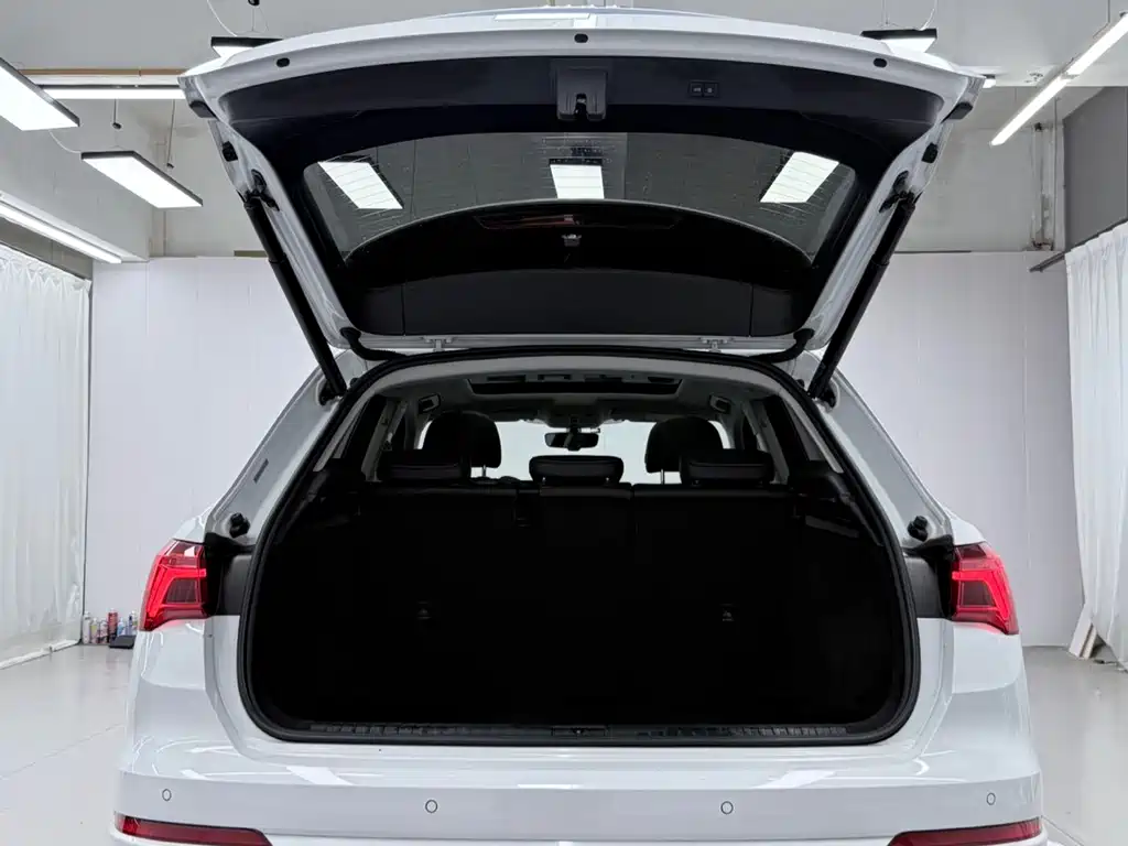 Audi Q3 2022 — фото 17