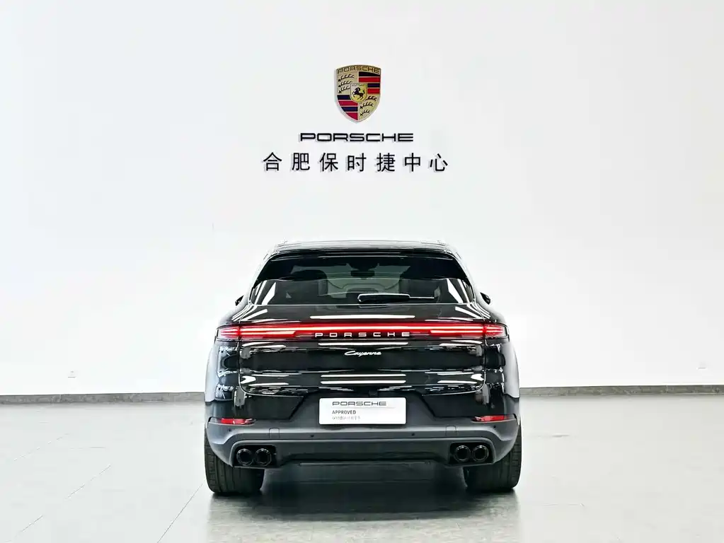 Porsche Cayenne Hybrid 2024