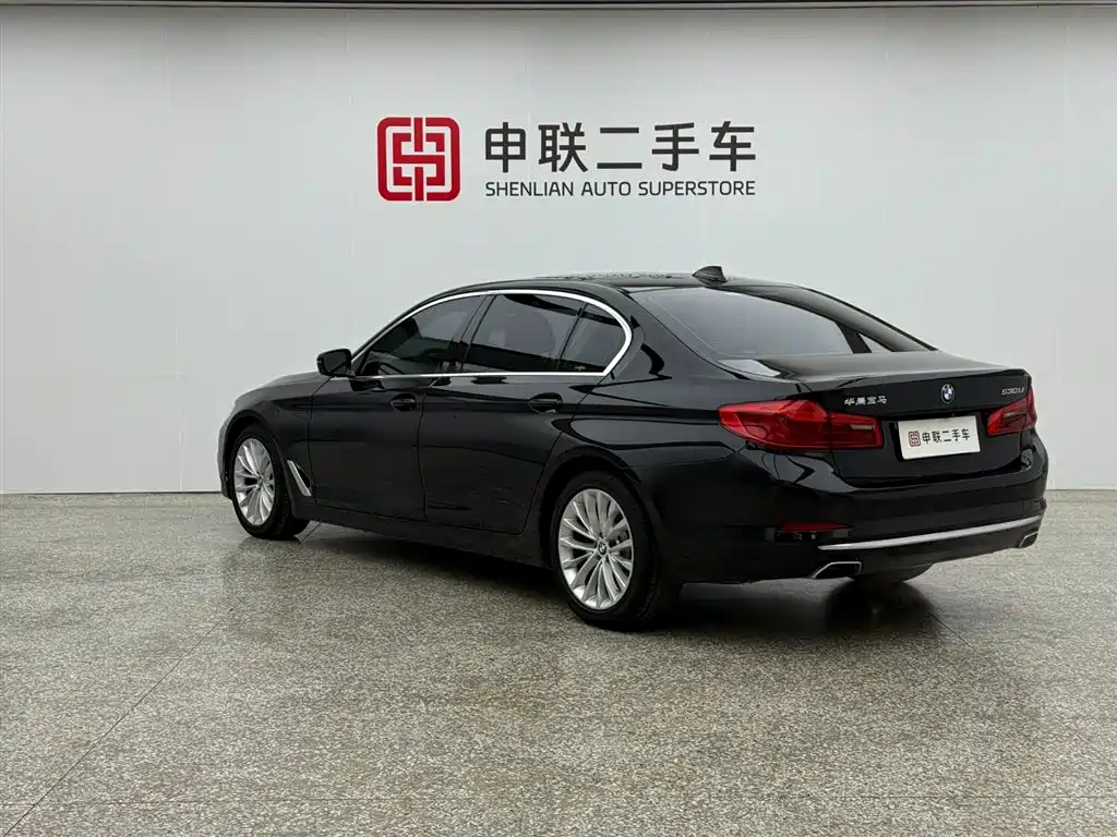 BMW 5 Series 2019