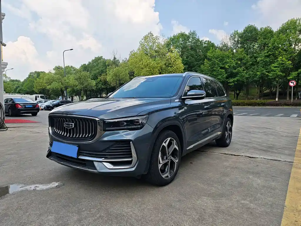 Geely Xingyue L 2022 — фото 1
