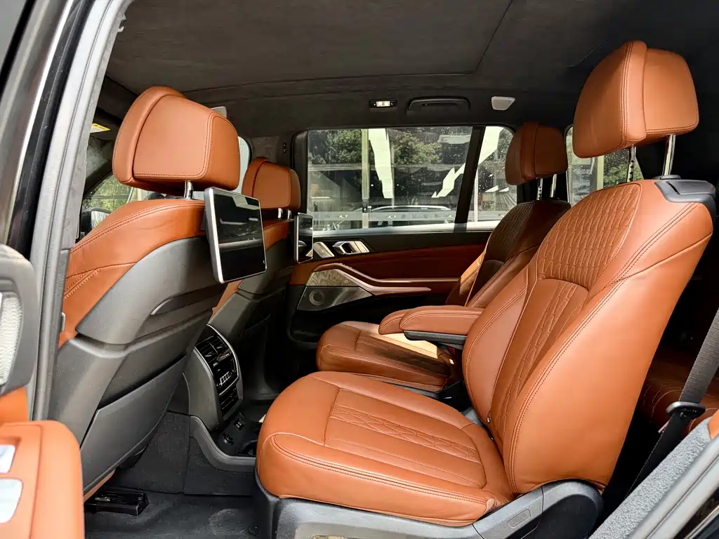 BMW X7 2020 — фото 11