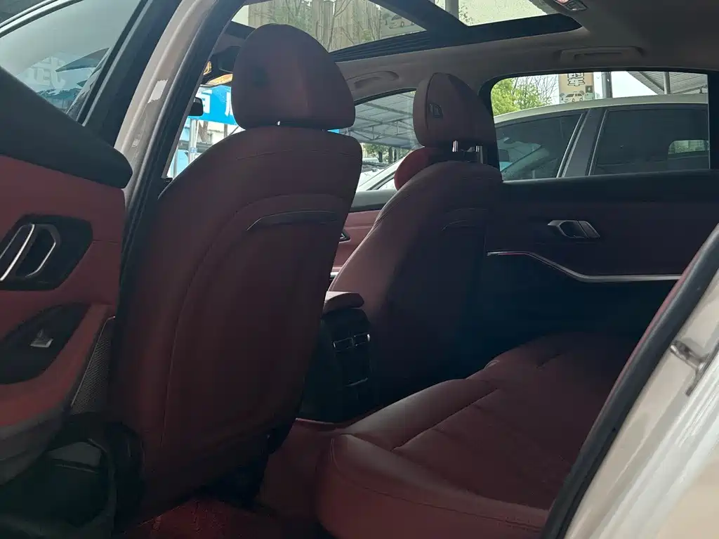 BMW i3 2023 — фото 10