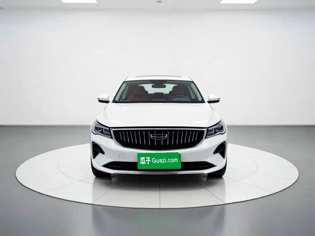 Geely Emgrand 2023