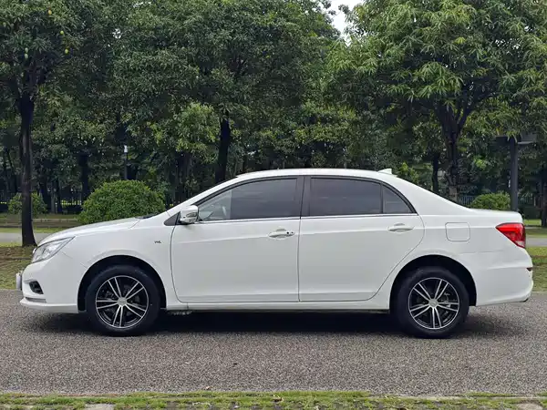 BYD Surui 2016
