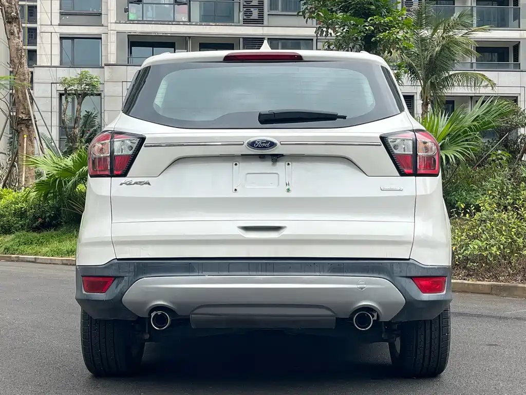 Ford Kuga 2017 — фото 8