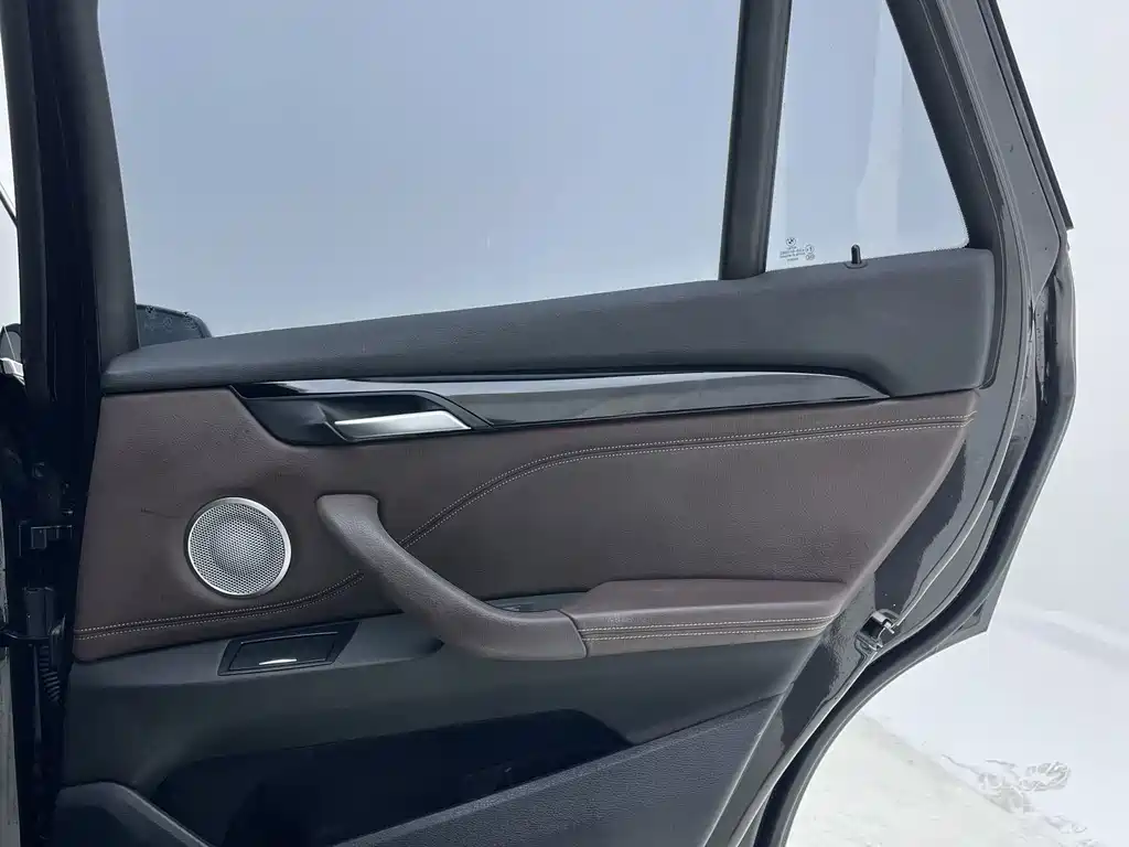 BMW X1 2022 — фото 22