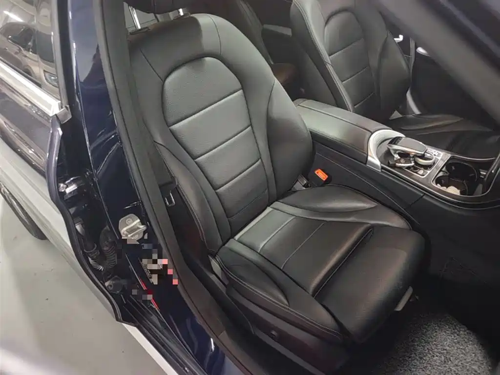 Mercedes-Benz C-Class 2017 — фото 25