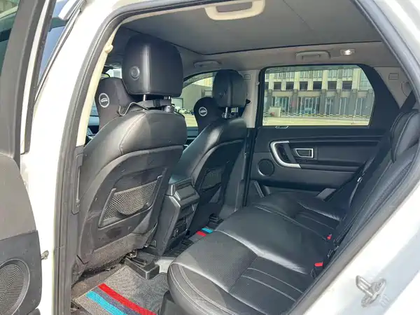 Land Rover Discovery Sport 2016