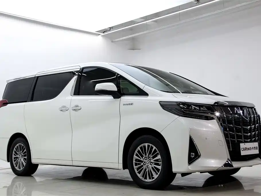 Toyota Alphard 2023