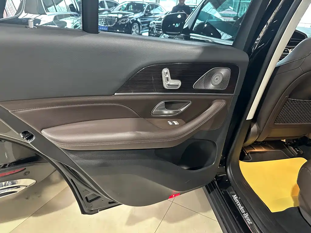 Mercedes-Benz GLE 2022 — фото 10