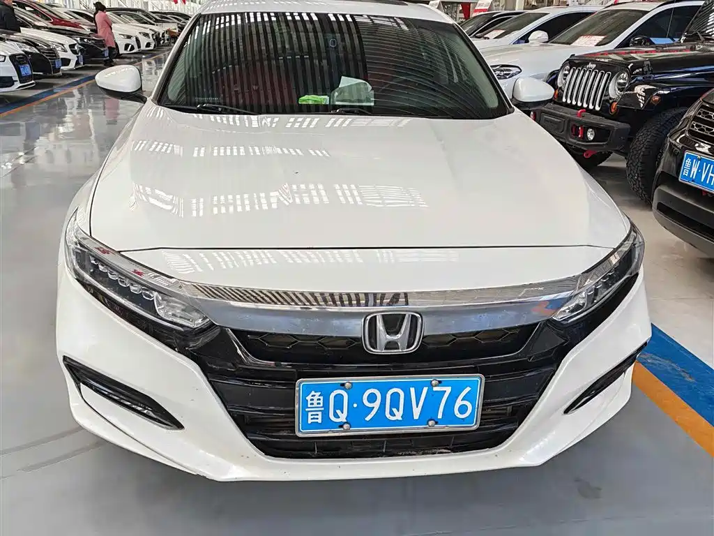 Honda Accord 2020 — фото 7