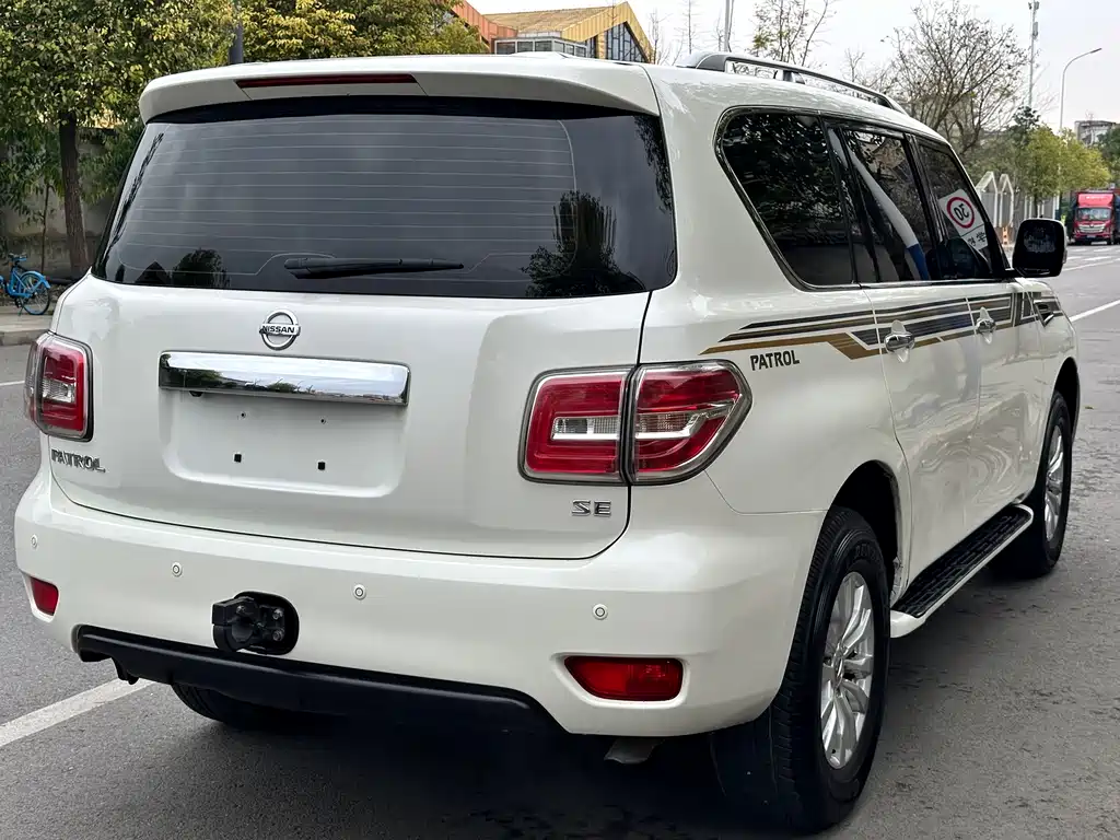 Nissan Patrol 2017 — фото 21