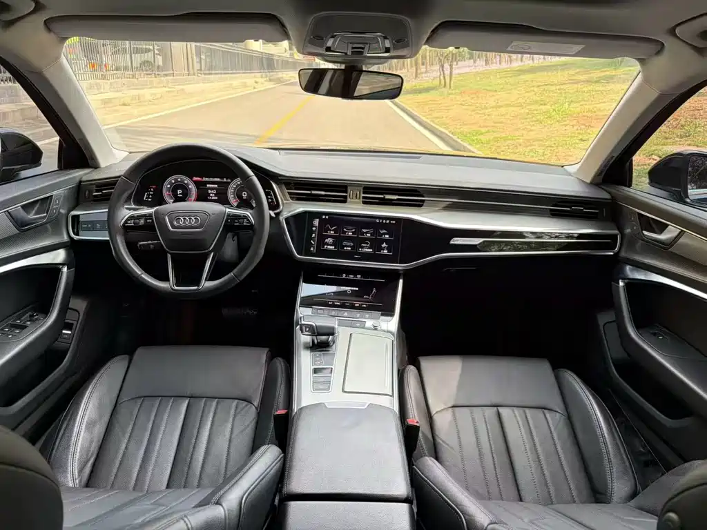 Audi A6L 2021