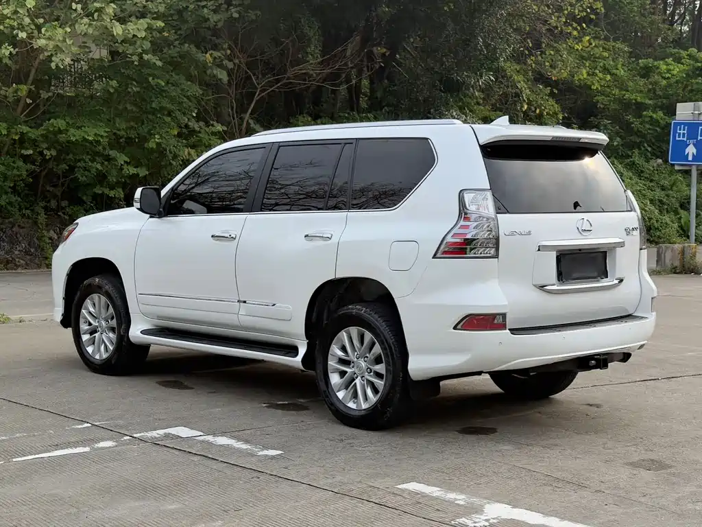 Lexus GX 2016 — фото 5