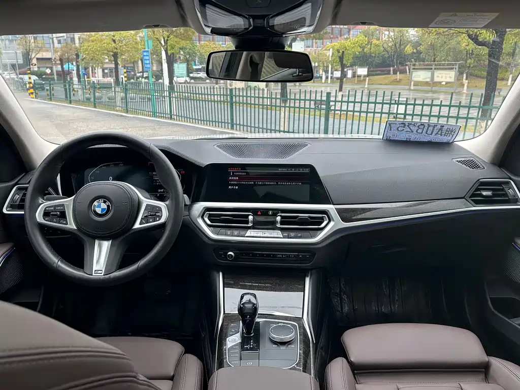BMW 3 Series 2022 — фото 15