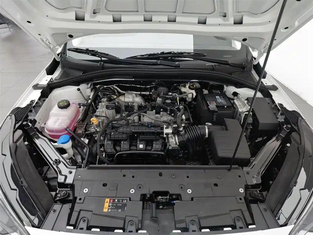 Roewe i5 2025