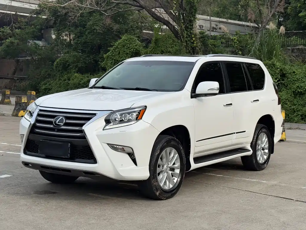 Lexus GX 2016 — фото 1