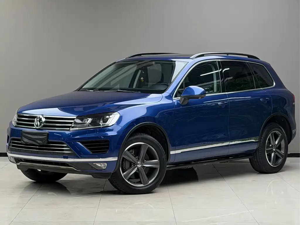 Volkswagen Touareg 2017 — фото 1