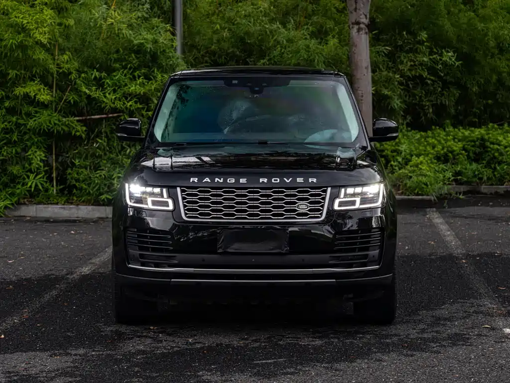Land Rover Range Rover 2020 — фото 2