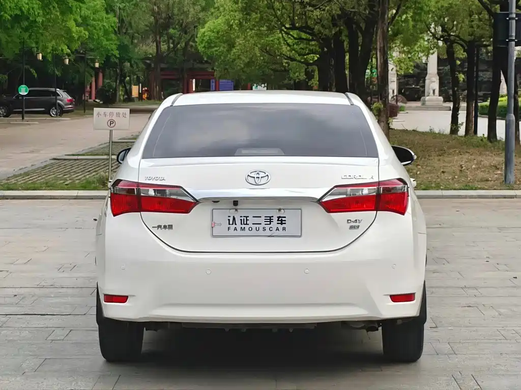 Toyota Corolla 2017 — фото 16