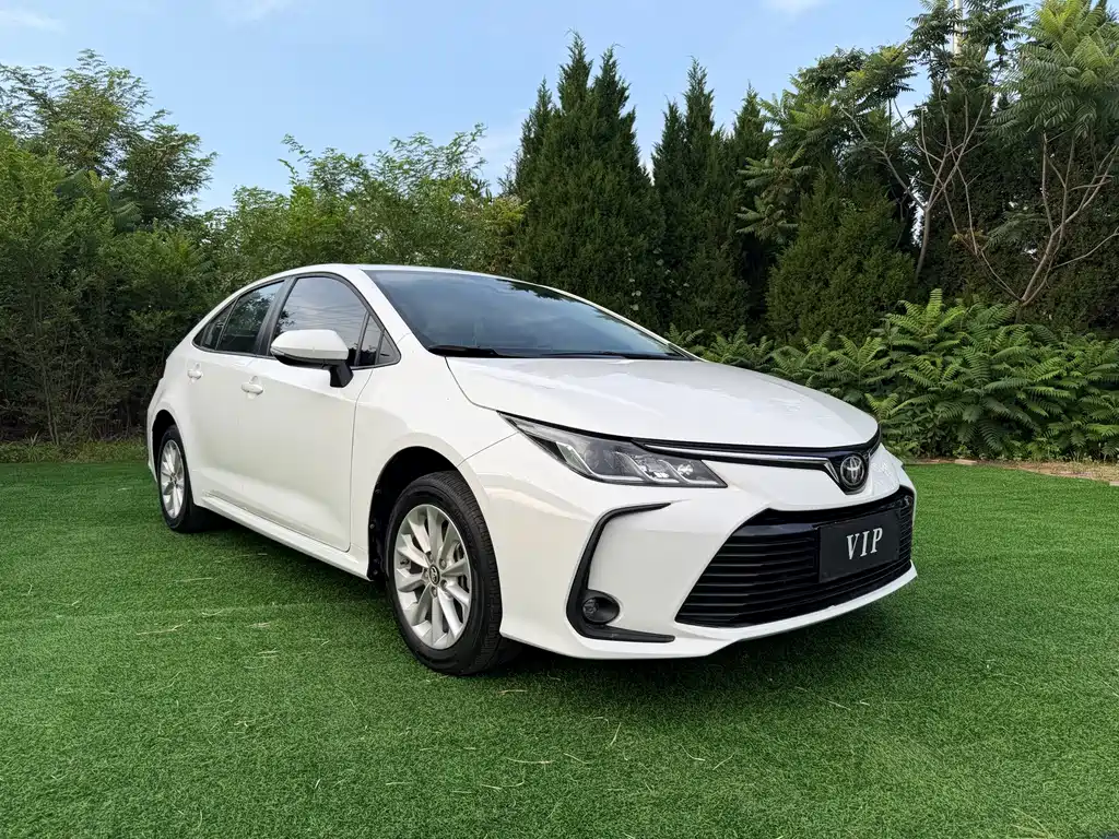 Toyota Corolla 2022 — фото 3