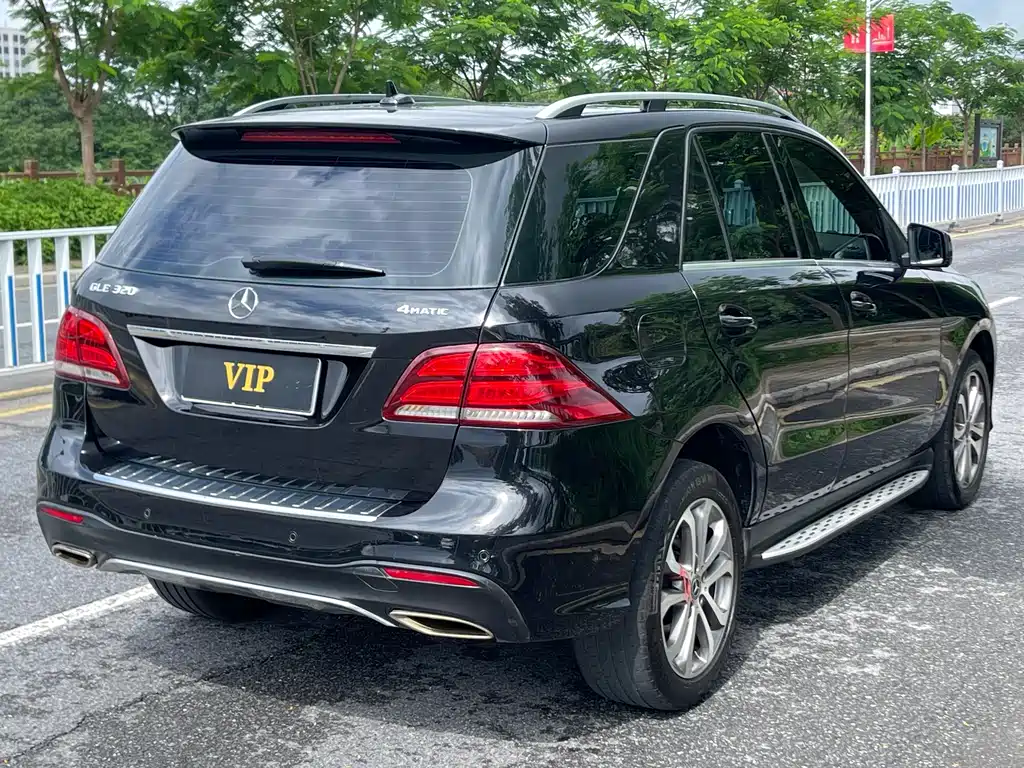 Mercedes-Benz GLE 2018 — фото 6