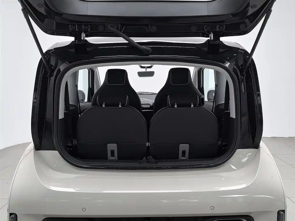 Baojun KiWi EV 2022 — фото 16