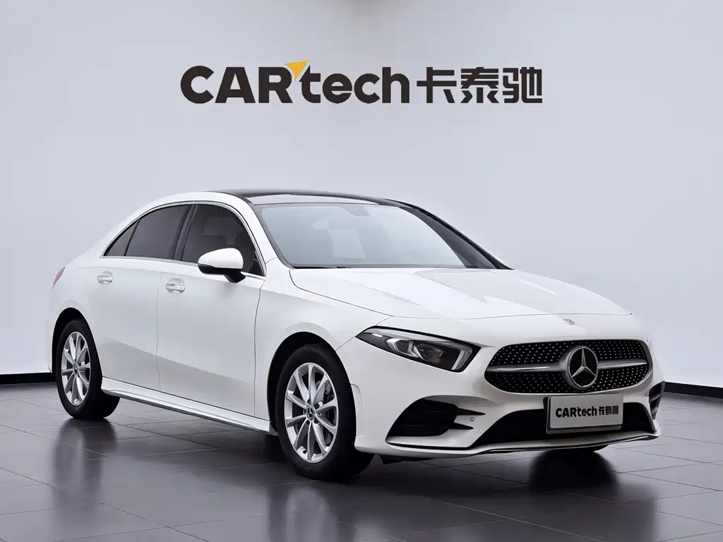 Mercedes-Benz A-Class 2019 — фото 3