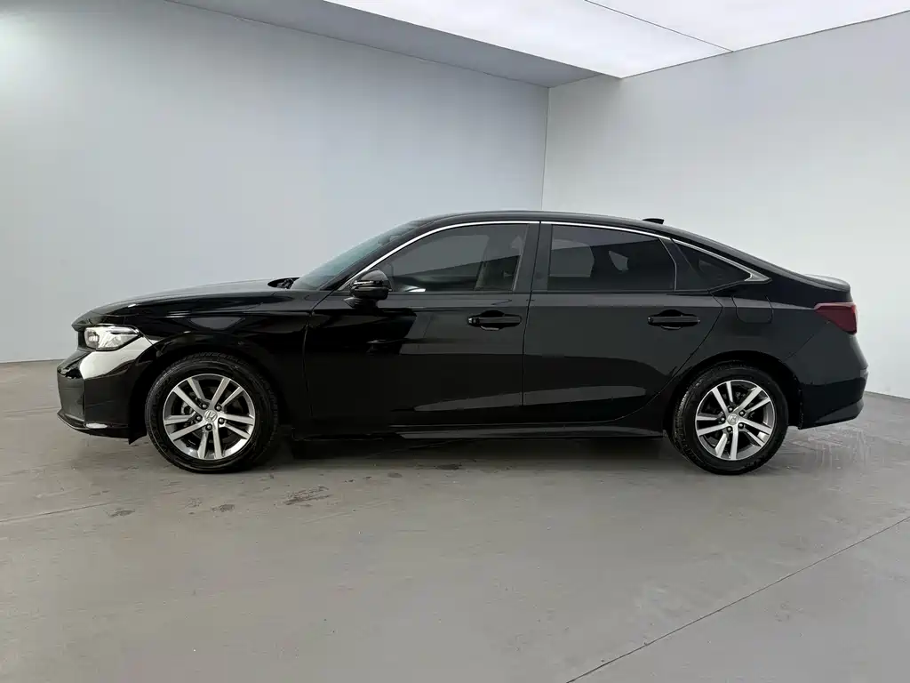 Honda Civic 2025 — фото 7