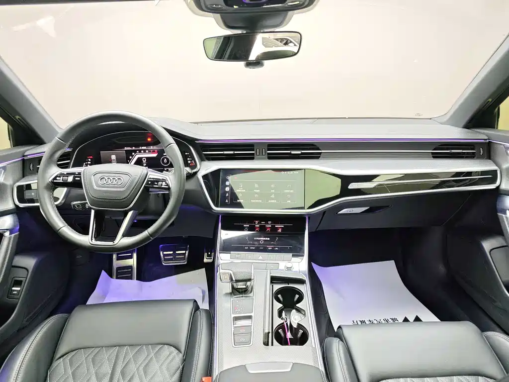 Audi A6L 2021 — фото 12