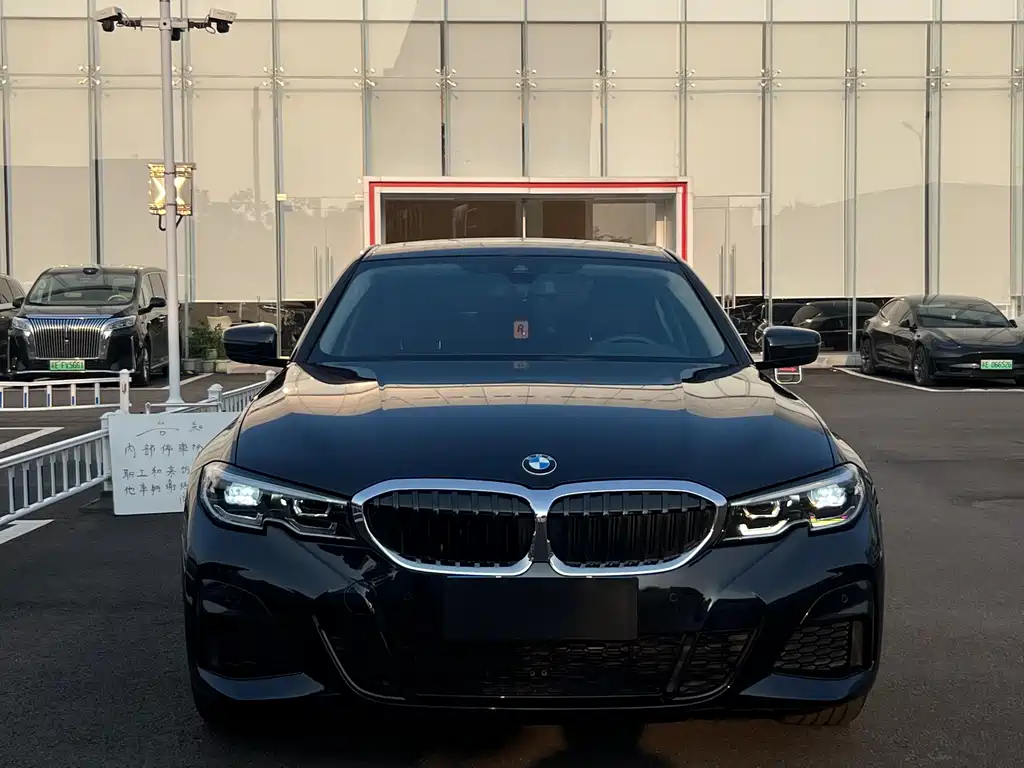 BMW 3 Series 2022