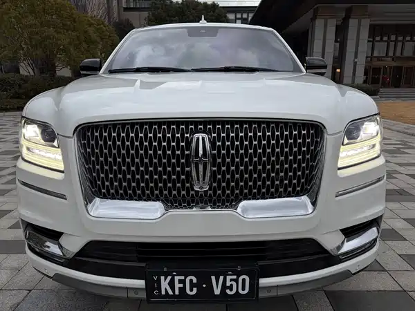 Lincoln Navigator 2020