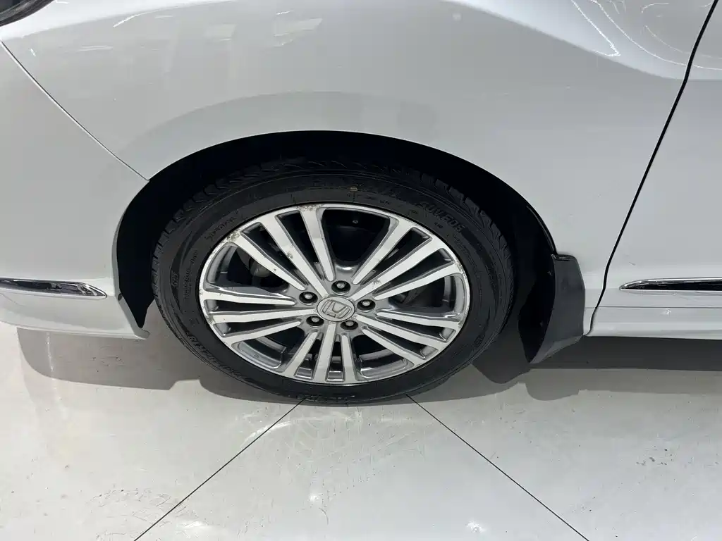 Honda Elysion 2017 — фото 13