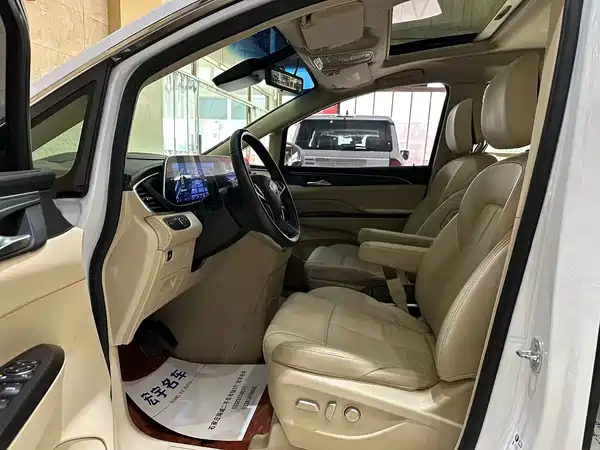 Buick GL8 2023
