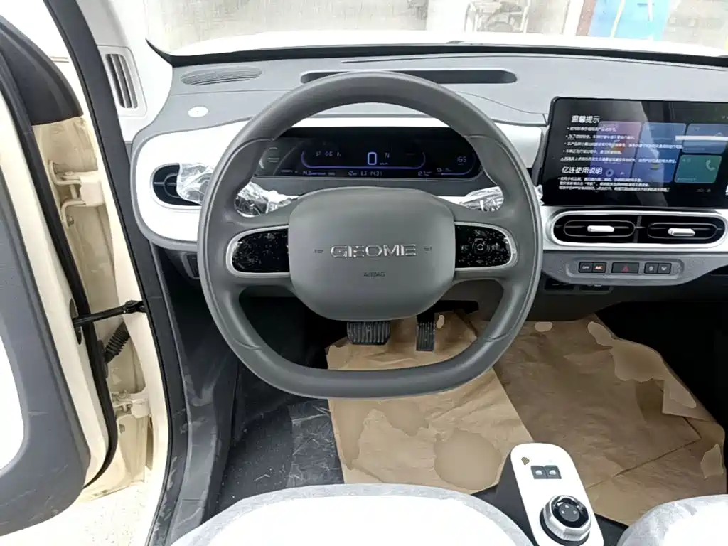 Geely Galaxy Panda 2026 — фото 11
