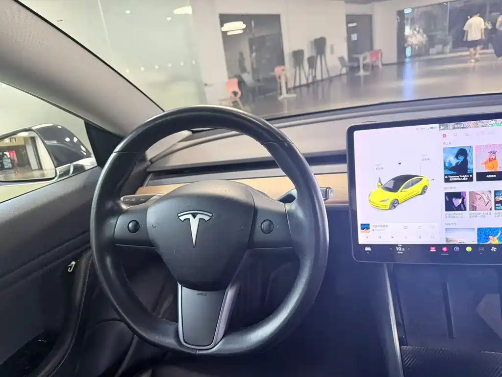 Tesla Model 3 2019 — фото 5